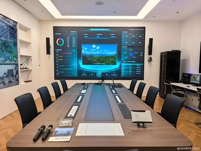 Thi Công Màn Hình LED Hội Trường Màn hình led hội trường, giải pháp trình chiếu online cho các cuộc họp tại hội trường lớn nhỏ